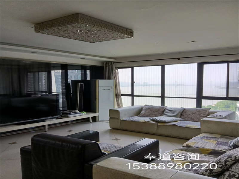 湘江世紀城攬江苑法拍房8棟2101房（雙學(xué)區(qū)）