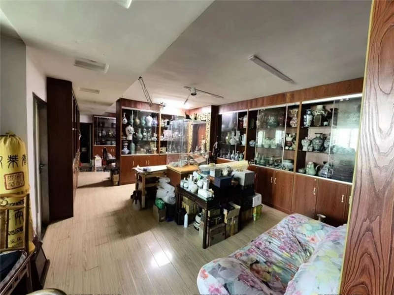 華天新城（芙蓉中路259號(hào)）法拍房長城閣1001房