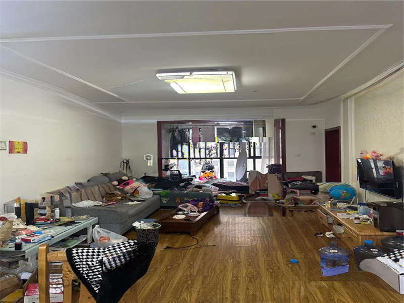 保利香檳國(guó)際法拍房A11棟1602房