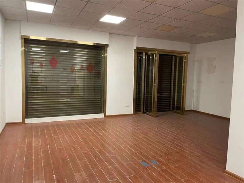 星沙鎮(zhèn)三產(chǎn)業(yè)街法拍房3片6組合1、2號101室