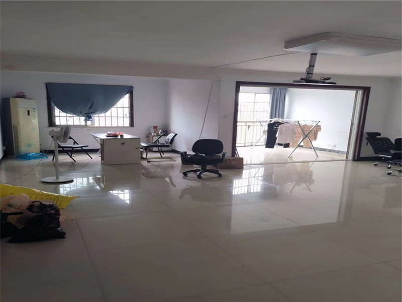 高橋現代商貿城法拍房3棟1805號