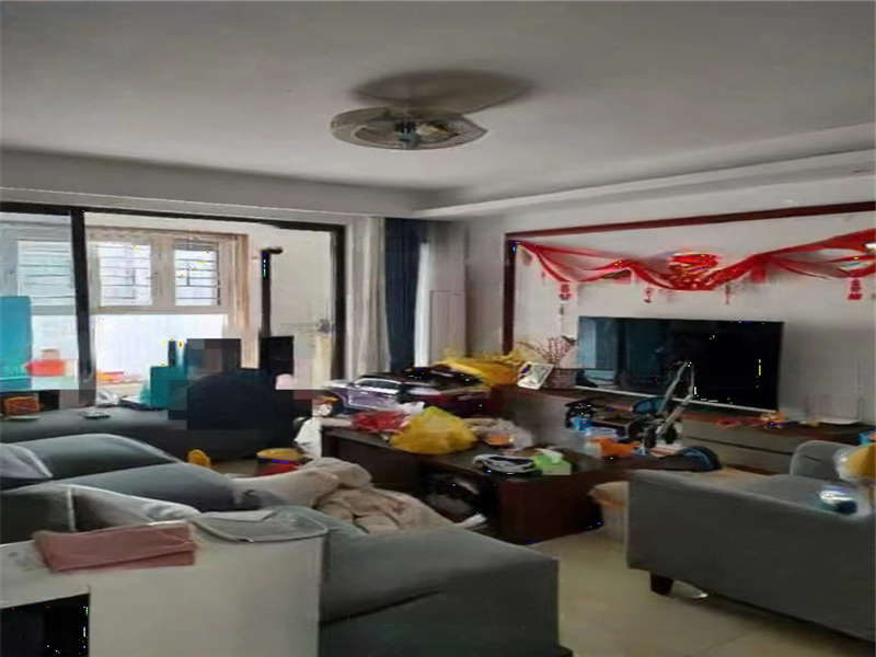 中海國(guó)際社區(qū)二期（中海江御名園）法拍房二期二區(qū)10、11棟2105號(hào)