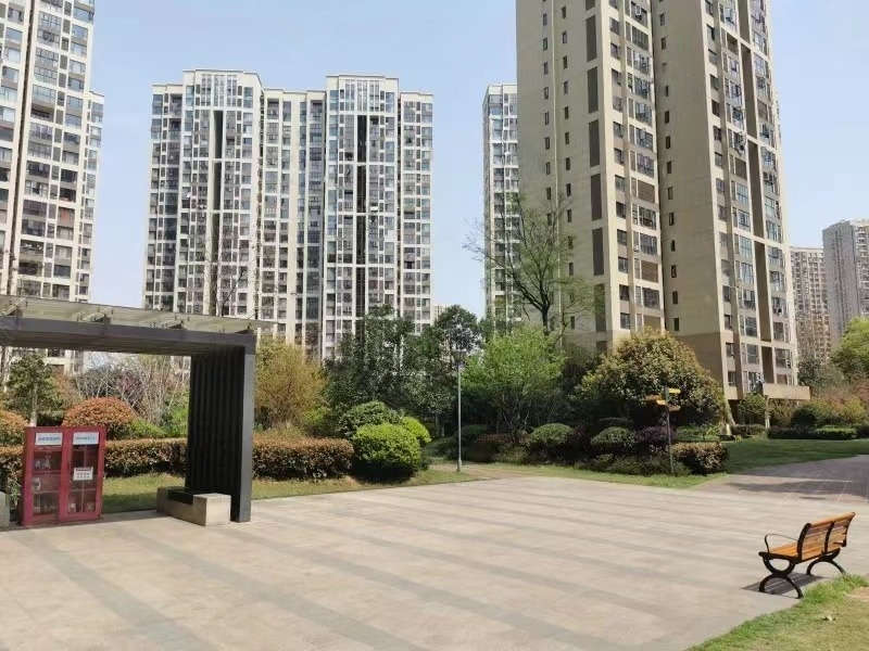 卓越蔚藍(lán)城邦苑法拍房10棟804號(hào)