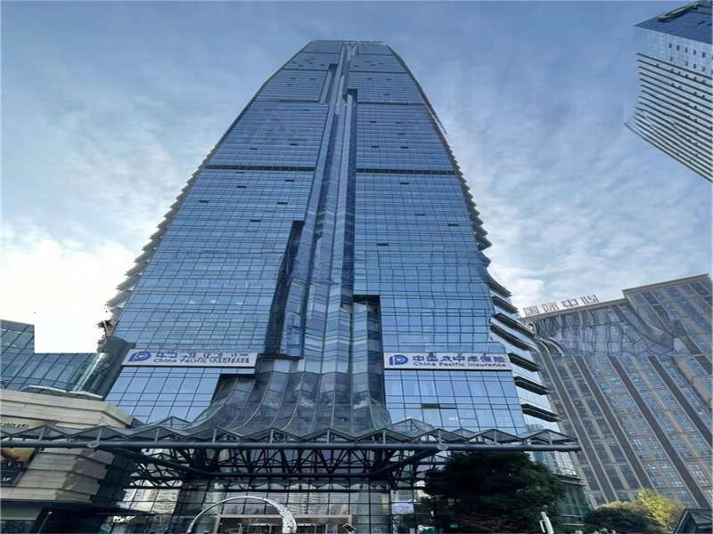 （5折 市中心寫字樓）世茂商務(wù)中心法拍寫字樓7套（可單獨競拍）