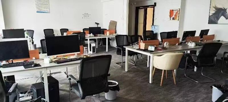 復(fù)地星光天地（復(fù)地星光商業(yè)廣場(chǎng)）法拍房4號(hào)樓1005室、1006室、1007室