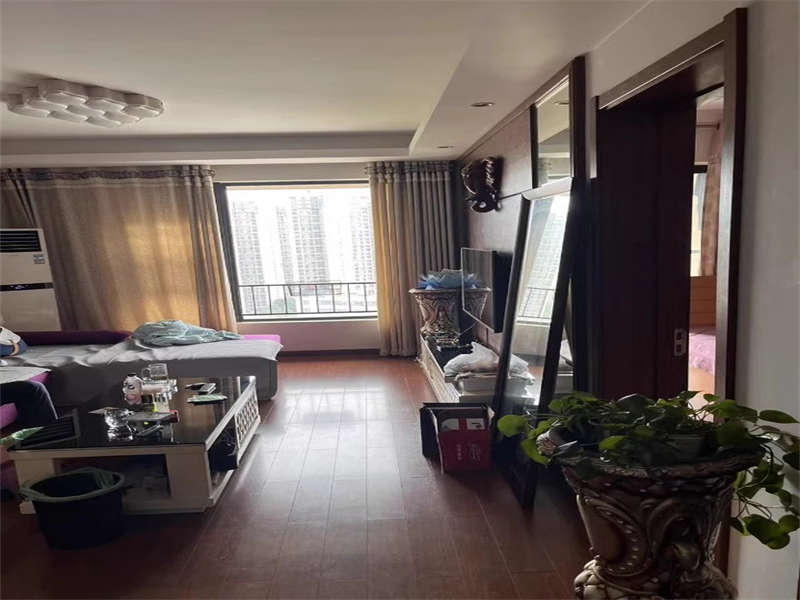 萬科金域華府法拍房三、四期2棟、3棟、商業(yè)B區(qū)2414號(hào)