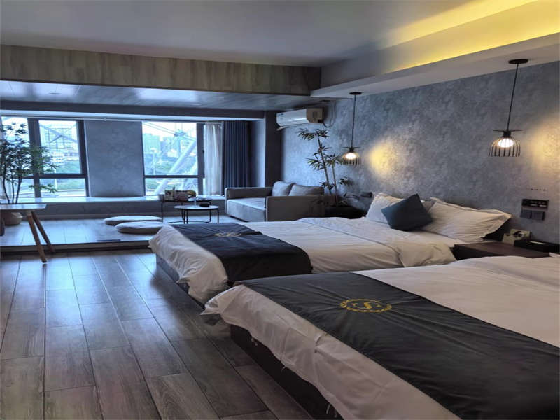 摩天一號(hào)（摩天大廈）法拍房941房