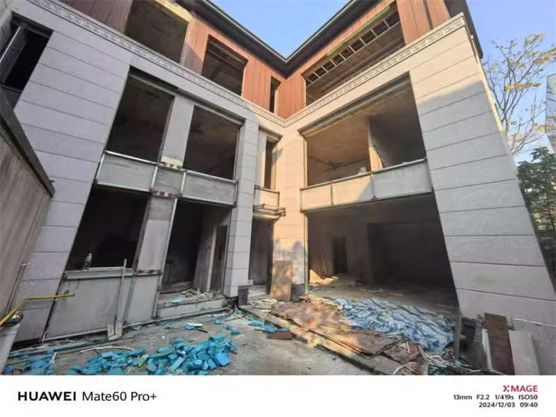 潯龍河長沙院子（泰禾淺山苑）法拍房25棟102號(hào)(別墅)