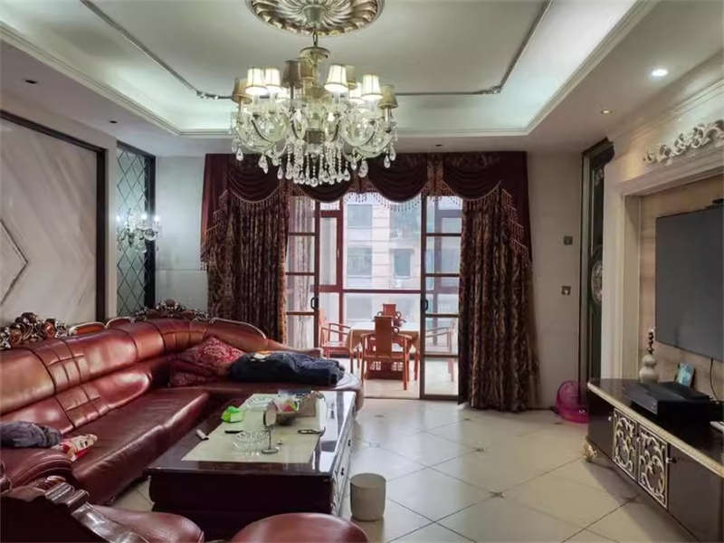 （大露臺(tái) 頂復(fù)）共和世家法拍房9棟1101室