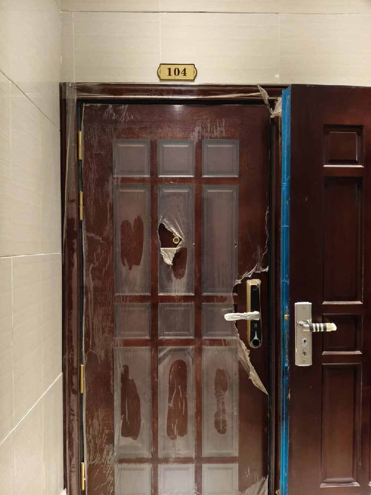 （便宜）恒大文化旅游城法拍房135棟104