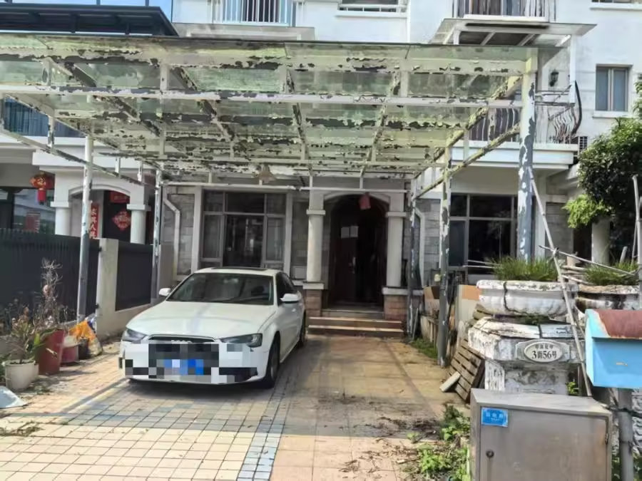 （5.5折 別墅）長沙碧桂園翠漾花岸三街法拍房38、50、52、56、58、60、62、66號156室及室內(nèi)物品