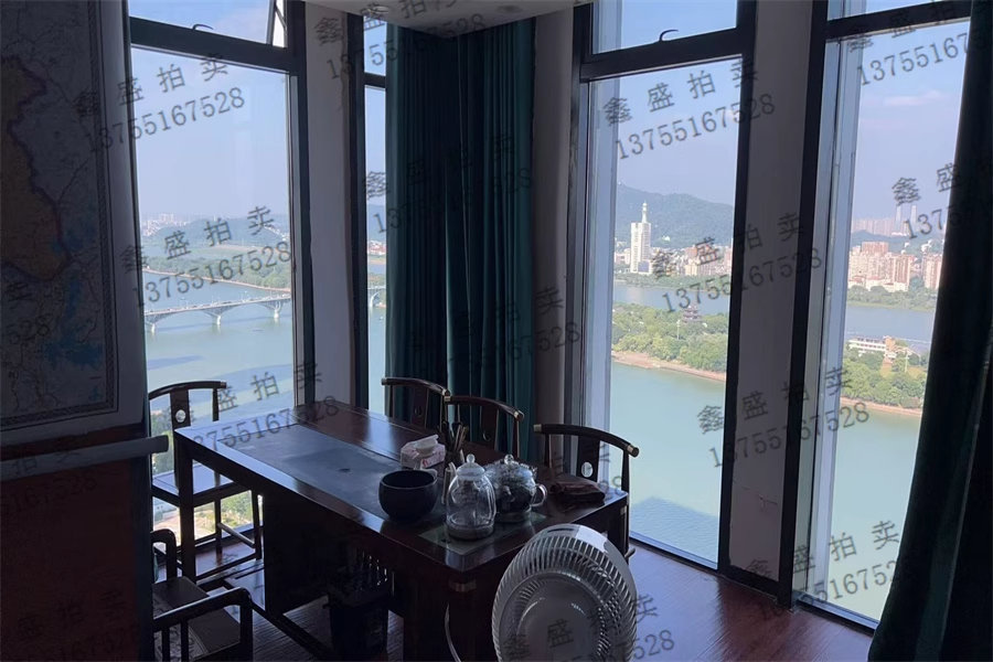 （一線江景 寫字樓）萬達(dá)廣場C區(qū)法拍房3號樓2706號房