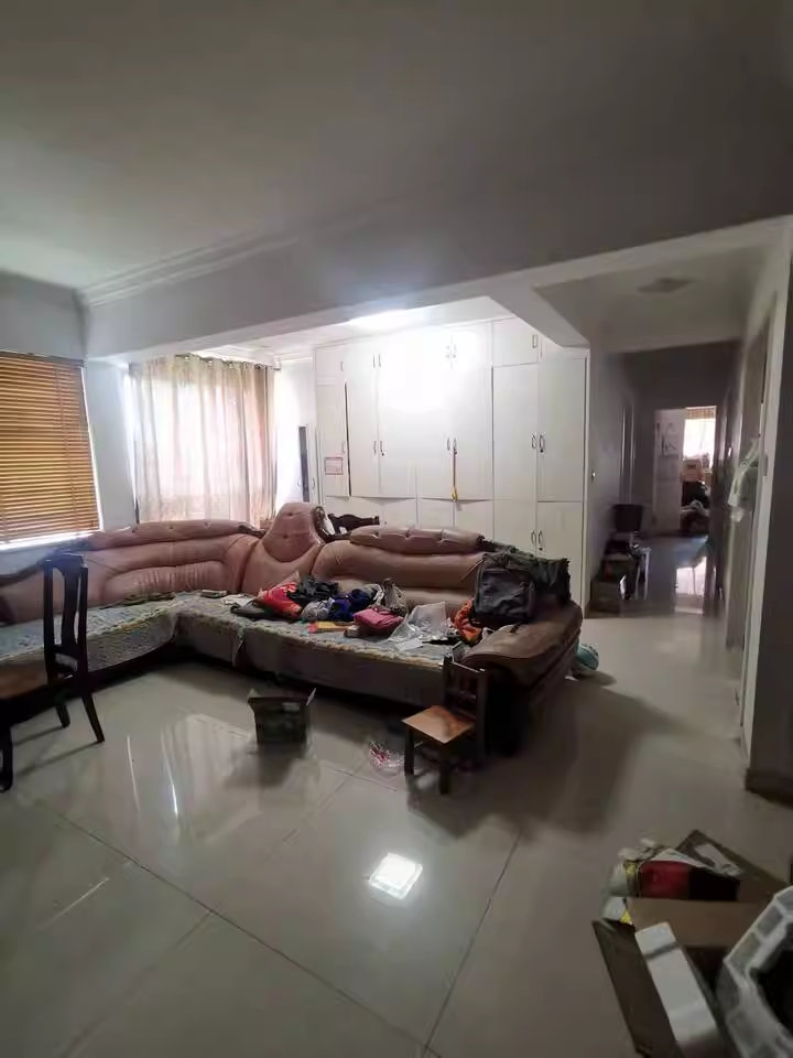 （6.5折）濱江君悅香邸法拍房7棟2005號房