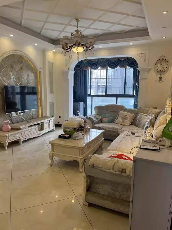 （雙學(xué)位）湘江世紀(jì)城映江苑法拍房2棟3303號房